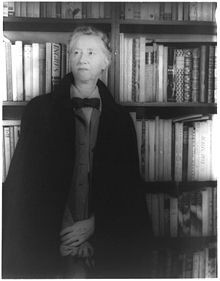 Photo of Marianne Moore