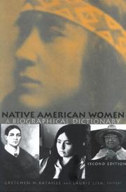 Native American Women by Gretchen M. Bataille, Laurie Lisa