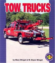 Cover of: Tow Trucks (Pull Ahead Books)