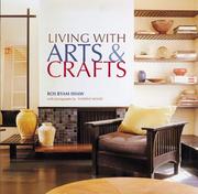 Cover of: Living with Arts and Crafts