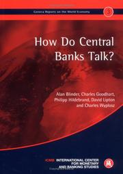 How do central banks talk?