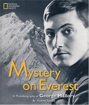 Cover of: Mystery on Everest: A Photobiography Of George Mallory (Photobiographies)