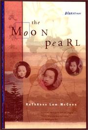 Cover of: The Moon Pearl (Bluestreak) by Ruthanne Lum McCunn