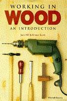 Working in wood : an introduction