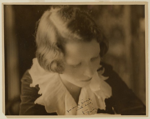 Photo of Edna St. Vincent Millay