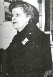 Photo of Nan Maynard
