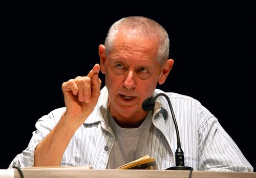 Photo of José Kozer