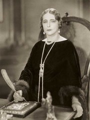 Photo of Elinor Glyn