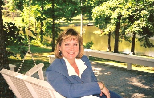 Photo of Linda Ladd