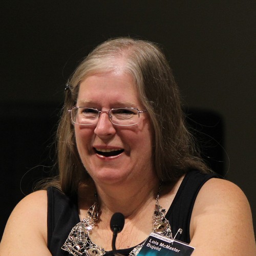 Photo of Lois McMaster Bujold