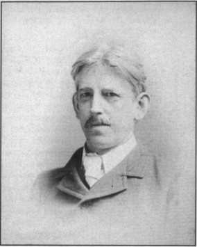 Photo of S. L. MacGregor Mathers
