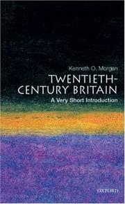 Cover of: Twentieth-Century Britain: A Very Short Introduction (Very Short Introductions)