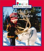 Cover of: Living in the Tundra (Rookie Read-About Geography)