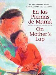 Cover of: En las Piernas de Mamá / On Mother's Lap