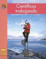 Cover of: Cientificos Trabajando/ Scientists at Work (Yellow Umbrella Books. Science. Spanish.)