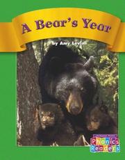 Cover of: A Bear's Year: Set C (Phonic Readers)