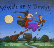 Cover of: Wwsh Ar y Brwsh by Julia Donaldson