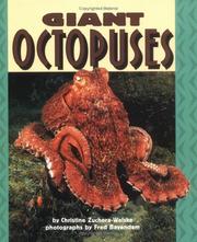 Cover of: Giant Octopuses (Pull Ahead Books)