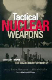 Cover of: Tactical Nuclear Weapons | Alistair Millar