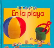 Cover of: En la playa by Karen Bryant-Mole