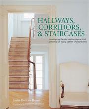 Hallways, Corridors & Staircases by Leslie Geddes-Brown