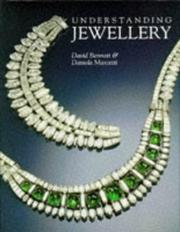 Understanding jewellery by David Bennett, Daniela Mascetti