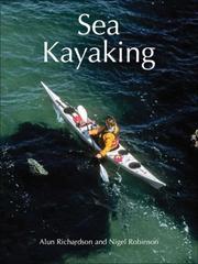 Sea kayaking by Alun Richardson, Nigel Robinson