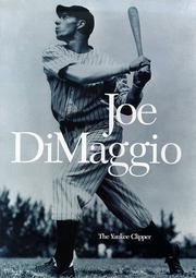 Cover of: Joe DiMaggio: [by the staff of Beckett Publications].