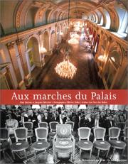 Cover of: Aux marches du palais