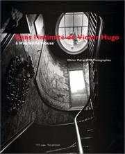 Cover of: Dans l'intimité de Victor Hugo à Hauteville House by Olivier Mériel