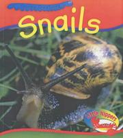 Cover of: Snails (Little Nippers: Creepy Creatures)