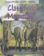 Cover of: Classifying Living Things by Andrew Solway