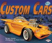 Cover of: Custom Cars (Motor Mania)