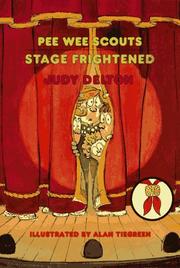 Cover of: STAGE FRIGHTENED (PEE WEE SCOUTS #32) (Pee Wee Scouts) by Judy Delton
