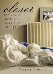 Front cover of Closer by Valerie Schultz
