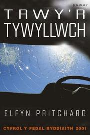 Cover of: Trwy'r Tywyllwch