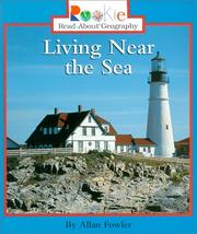 Cover of: Living Near the Sea (Rookie Read-About Geography)