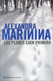Cover of: Los Peones Caen Primero / The Pawns Die First