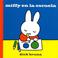 Cover of: Miffy en la Escuela (Miffy (Planeta))