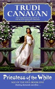 Cover of: Priestess of the White (Age of the Five Trilogy, Book 1)