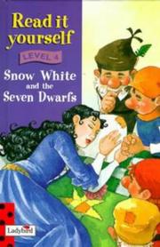Cover of: Snow White by Ladybird Books
