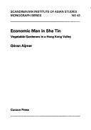 Economic man in Sha Tin by Göran Aijmer