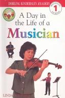 Cover of Day in the Life of a Musician (Jobs People Do)