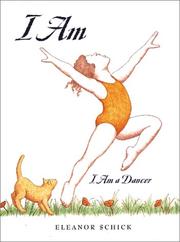 Cover of: I am: I am a dancer