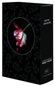 Cover of: New Moon Collector's Edition by Stephenie Meyer