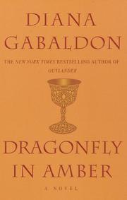 Cover of: Dragonfly in Amber (Outlander #2) by 