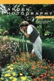 Cover of: Garden Photography (Plants & Gardens. Brooklyn Botanic Garden Record, Vol. 45, No.2) by 