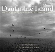 Cover of: Daufuskie Island by Jeanne Moutoussamy-Ashe