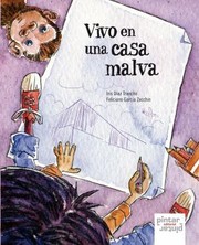 Cover of Vivo en una casa malva
