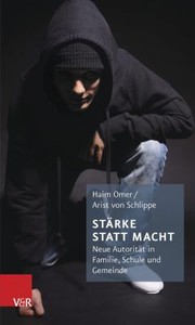 Cover of: Strke Statt Macht Neue Autoritt In Familie Schule Und Gemeinde